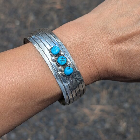 Navajo Kingman Turquoise Sterling Silver Cuff Bracelet Handmade Jewelry Sz 7** - Picture 1 of 10